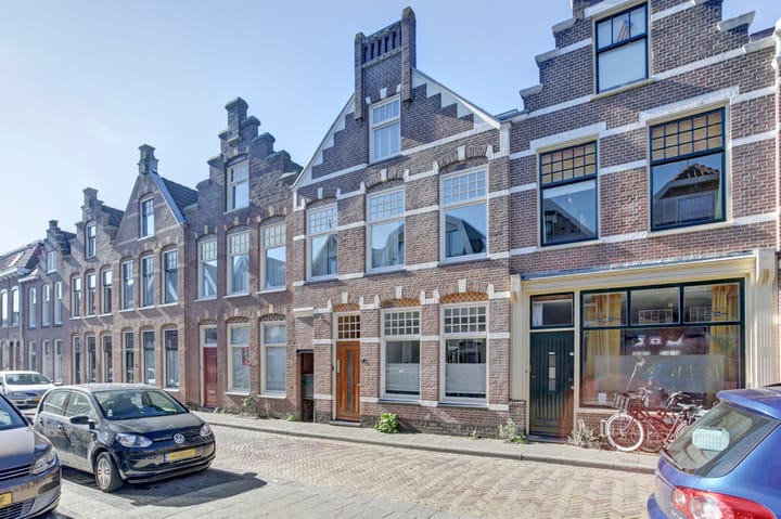 Foto 46 van Spoorstraat 81