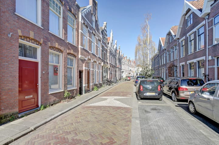 Foto 44 van Spoorstraat 81