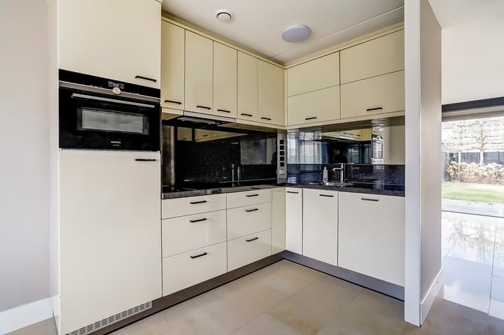 Foto 9 van Fluitenkruid 32