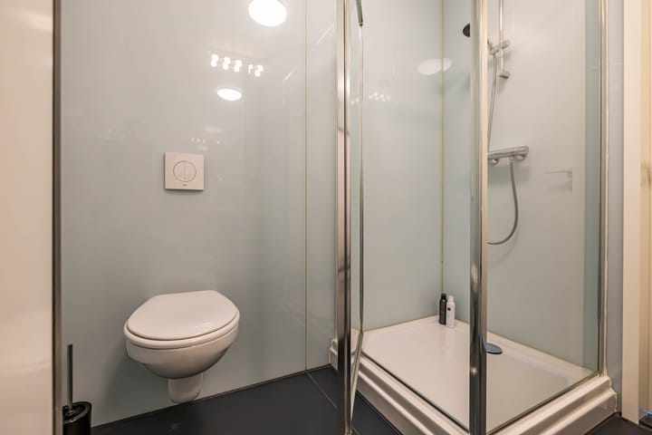 Photo 32 of Van Eyckstraat 135