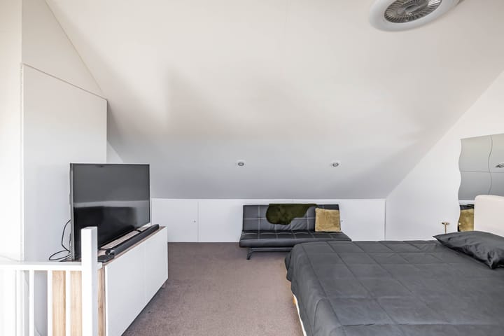 Photo 40 of Van Eyckstraat 135