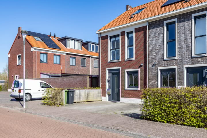 Photo 51 of Van Eyckstraat 135