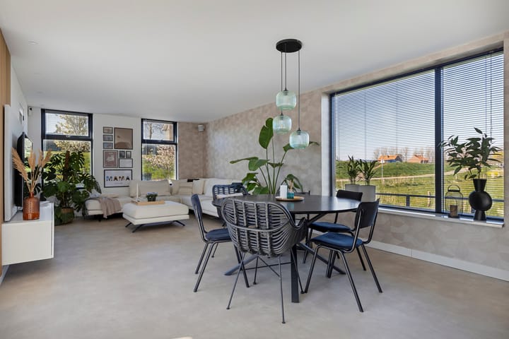 Foto 2 van Tuinstraat 10