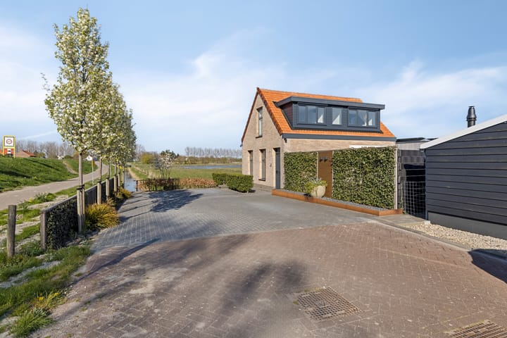 Foto 39 van Tuinstraat 10