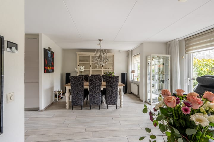 Foto 6 van Burgemeester Honnerlage Gretelaan 381