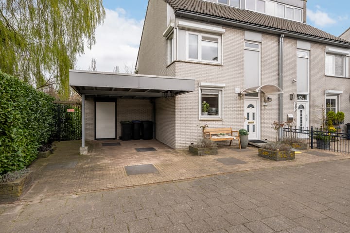 Foto 33 van Burgemeester Honnerlage Gretelaan 381