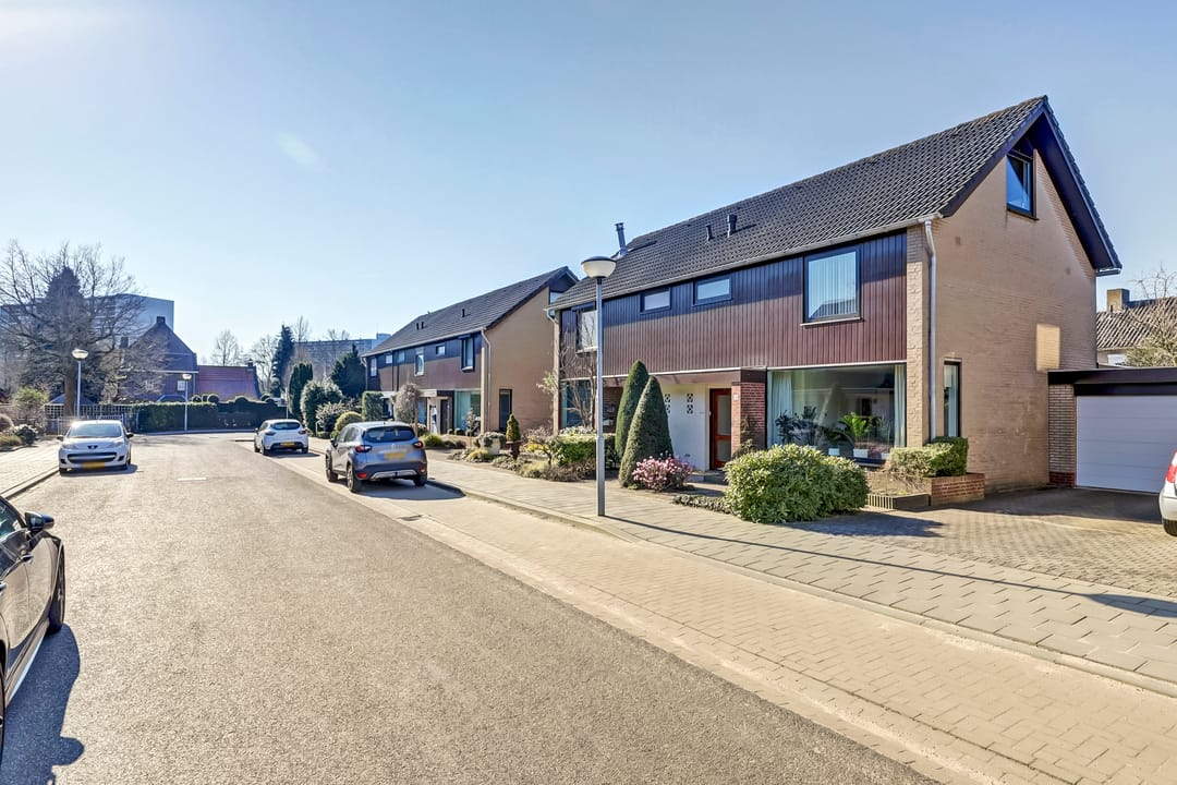 Foto 26 van Graaf van Hornestraat 16