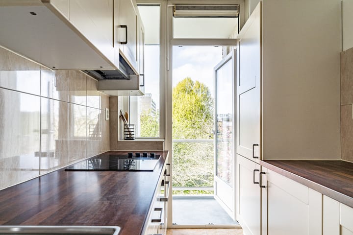 Photo 16 of Spinozalaan 61