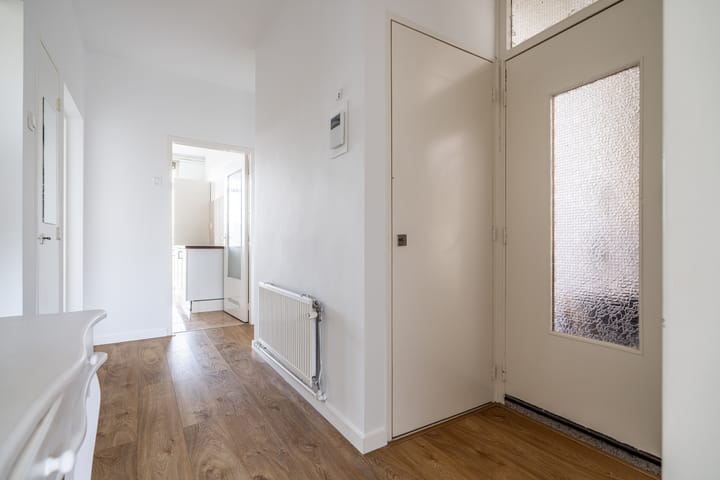 Photo 22 of Spinozalaan 61