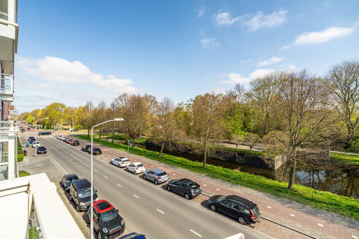 Photo 37 of Spinozalaan 61