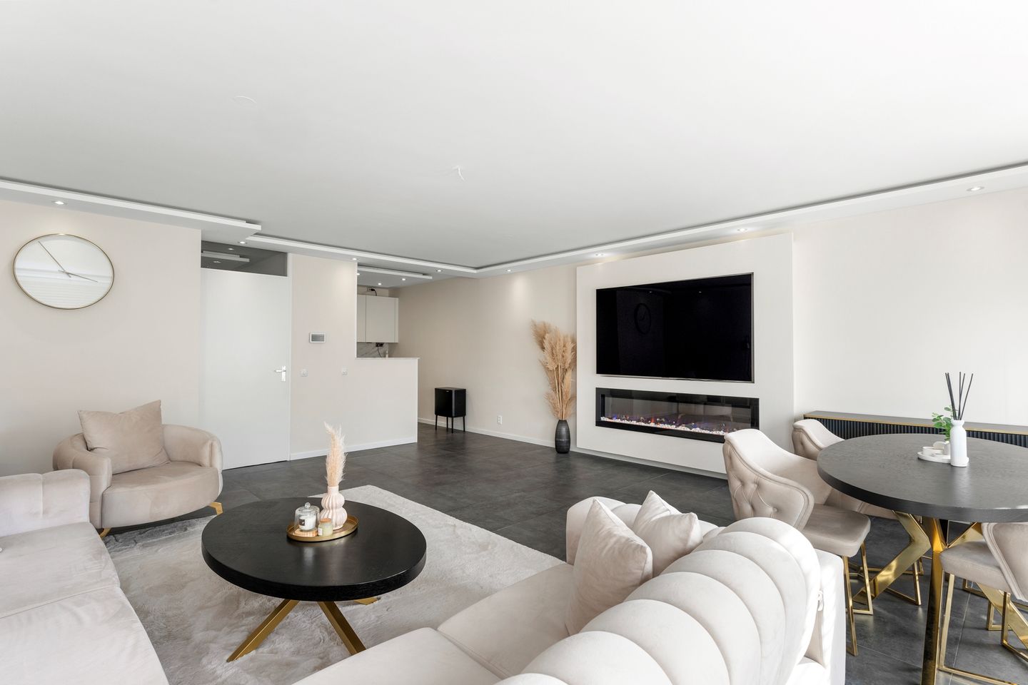 Foto 25 van Avenue Carnisse 97