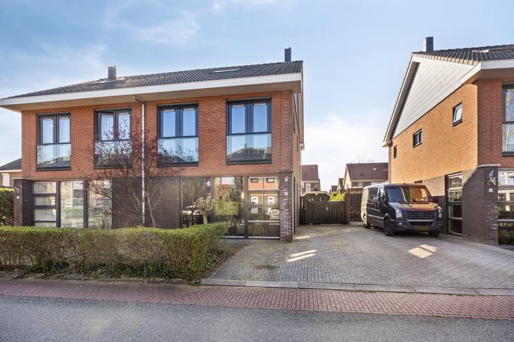 Foto 38 van Parnassia 23