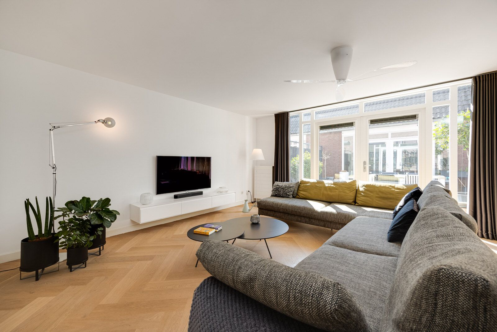 Foto 6 van Water en Vuurplein 10