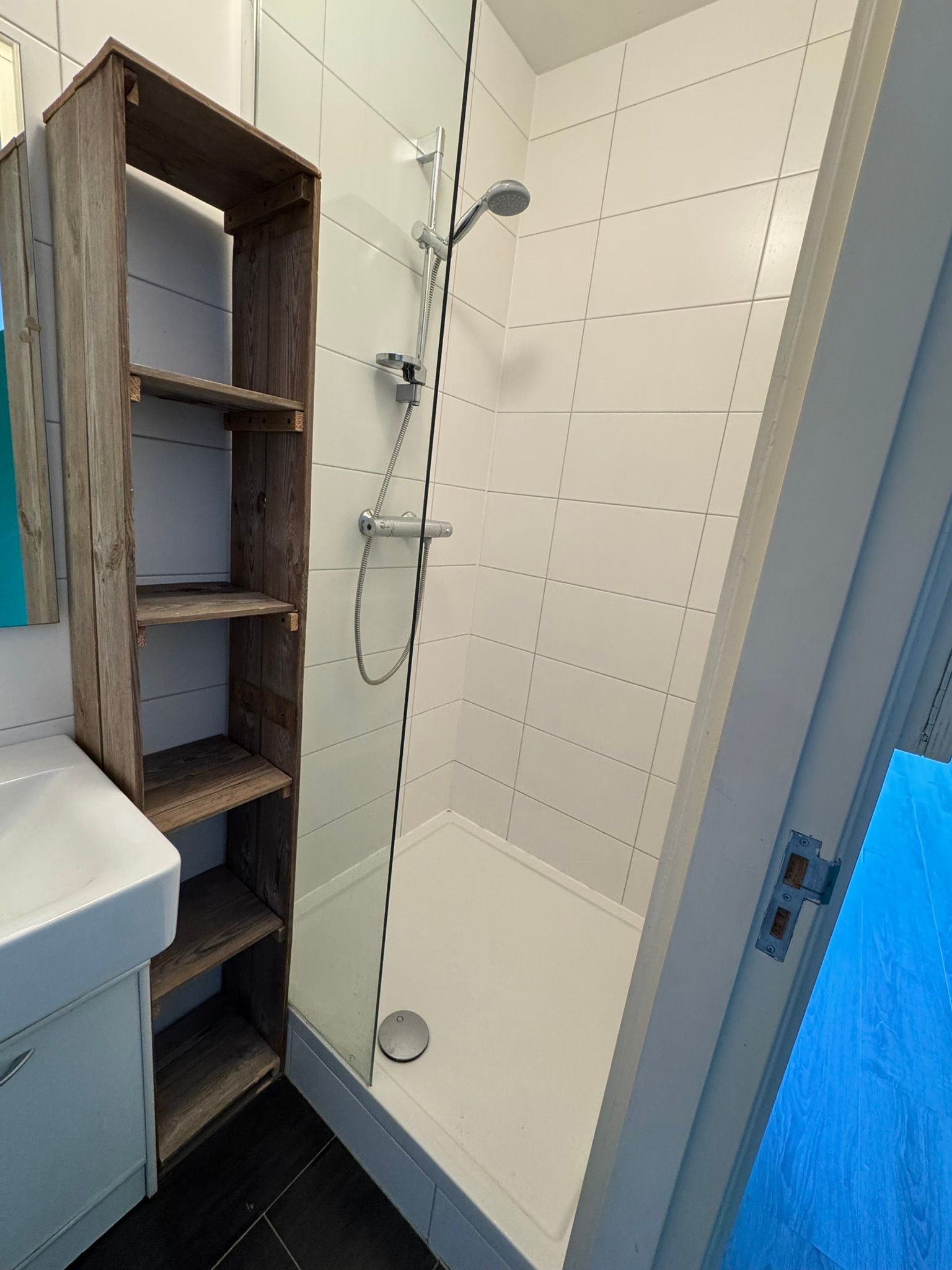 Photo 21 of Karrengas 44-F