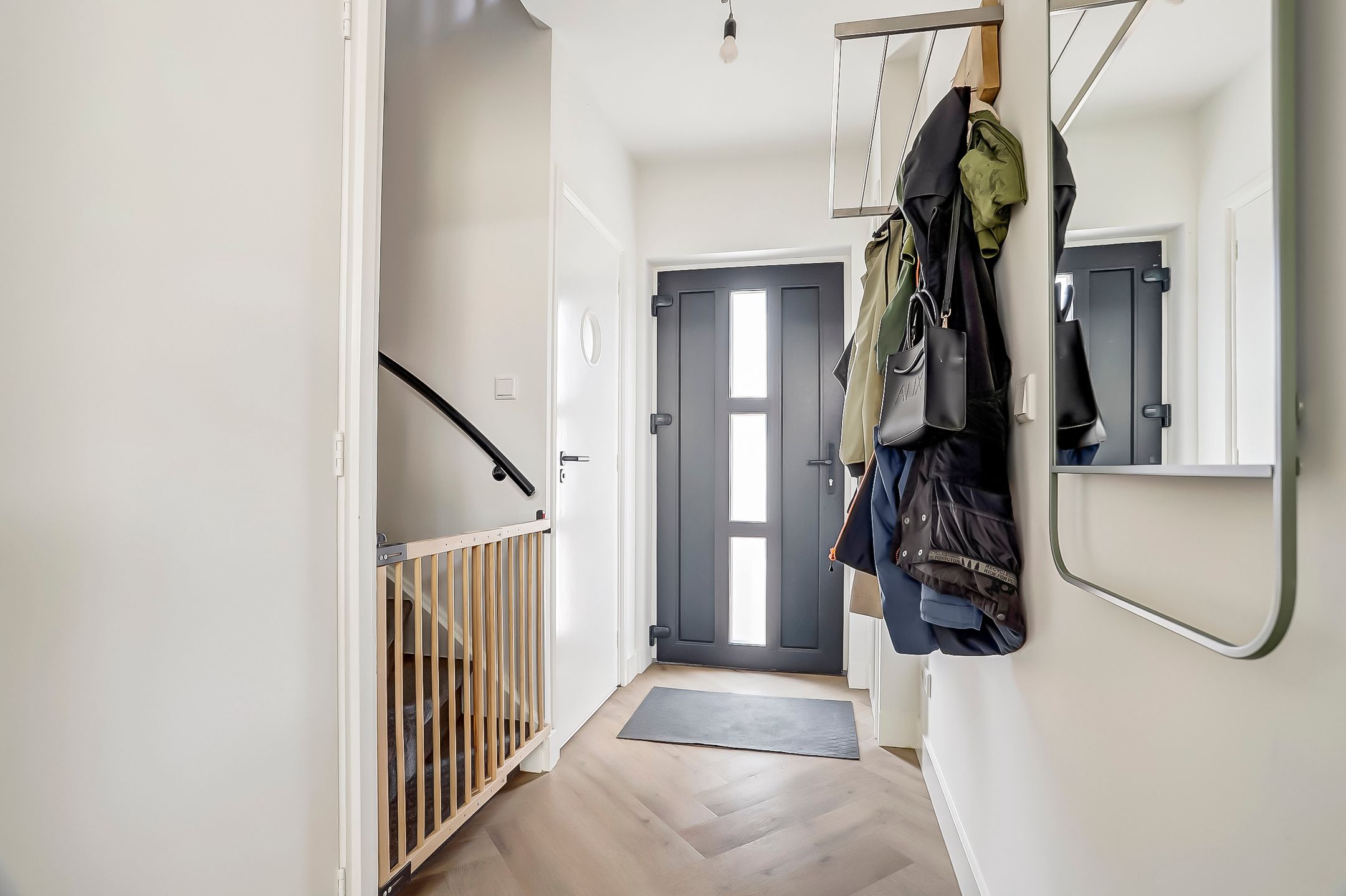 Photo 12 of Burgemeester de Grauwstraat 44