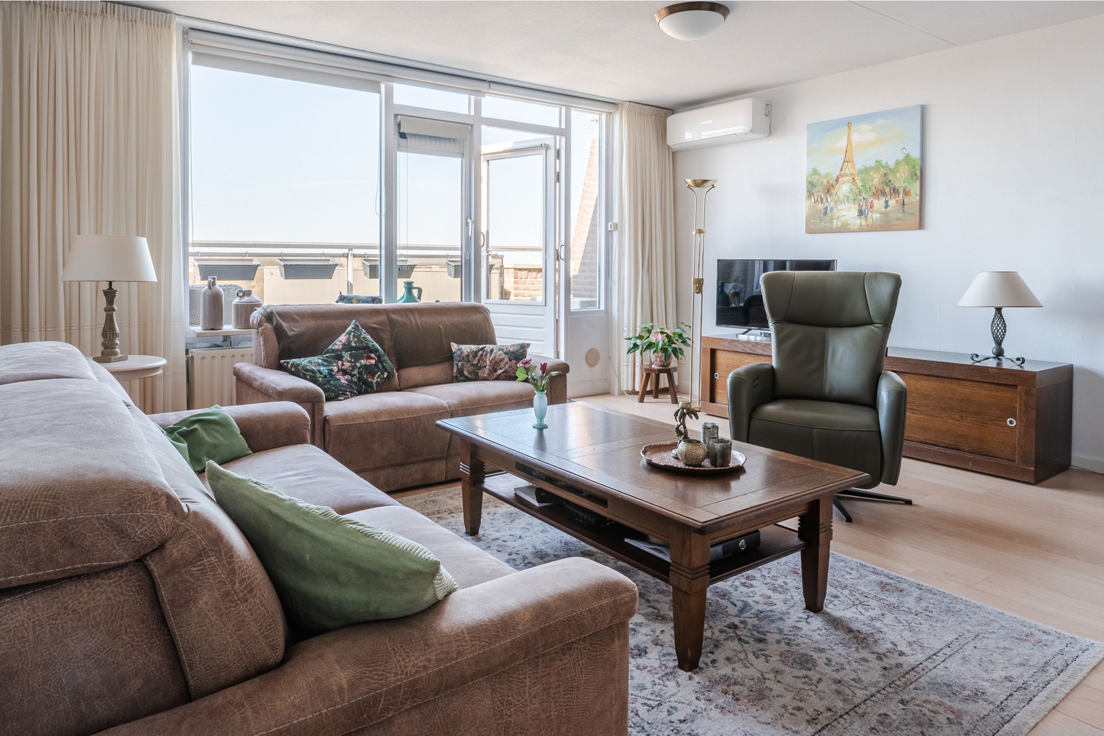 Foto 6 van Waterlooplein 515