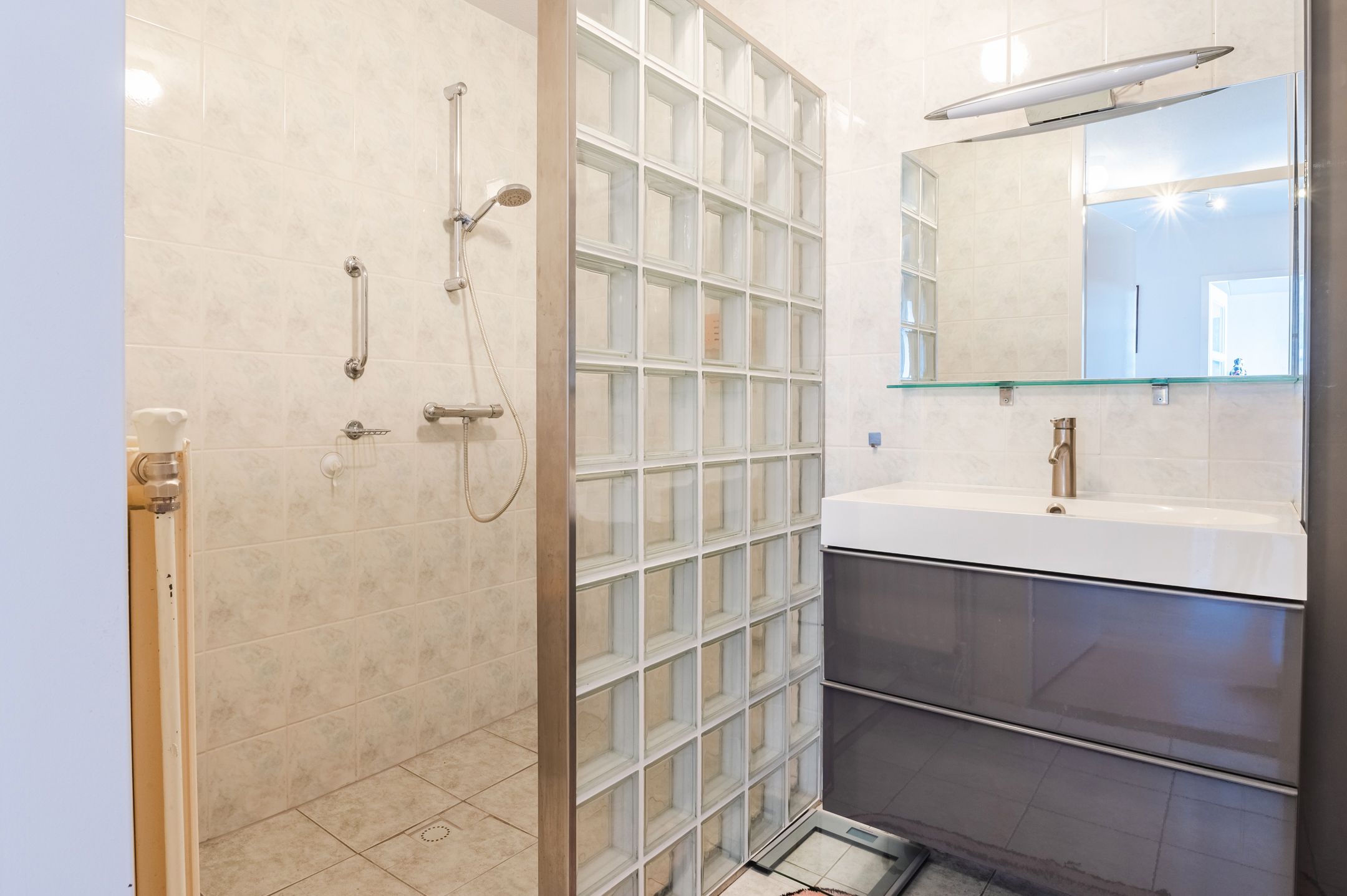 Foto 12 van Waterlooplein 515