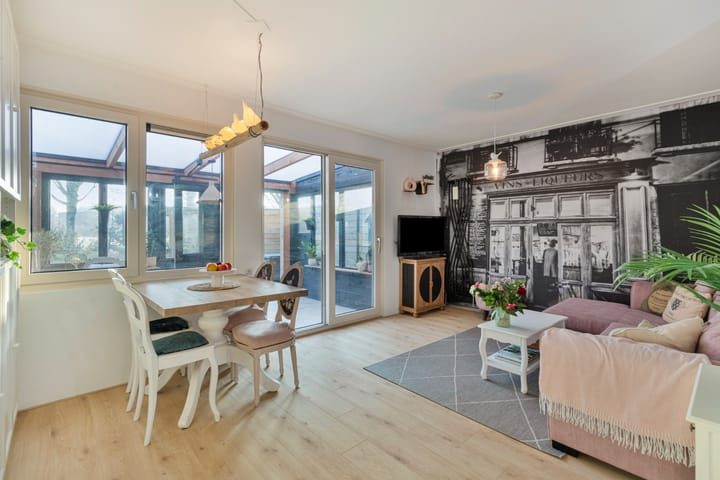 Foto 2 van Stoelendans 52