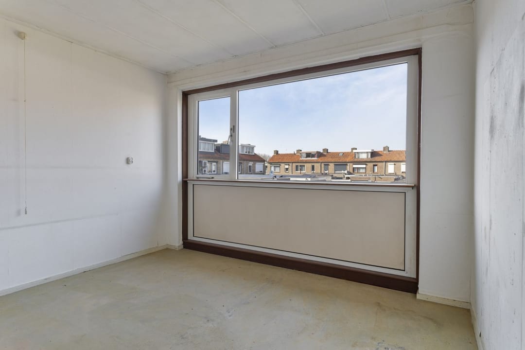 Photo 11 of Pater Beckerstraat 27