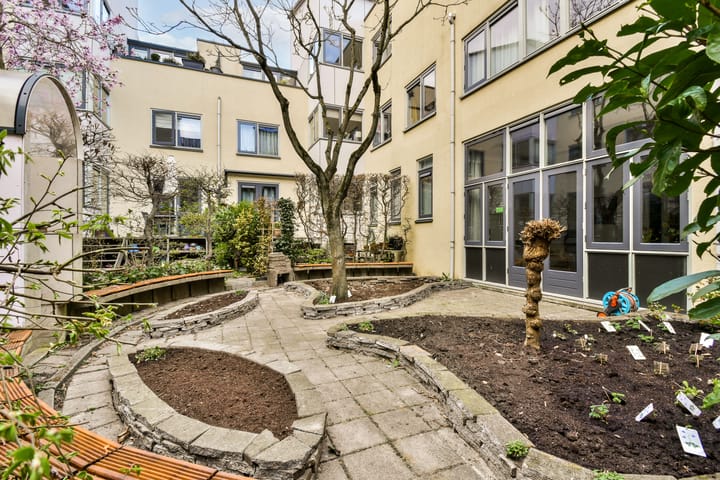 Foto 22 van Feike de Boerlaan 21