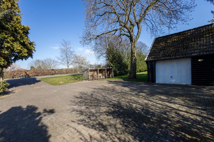 Foto 48 van Hoofdweg 80