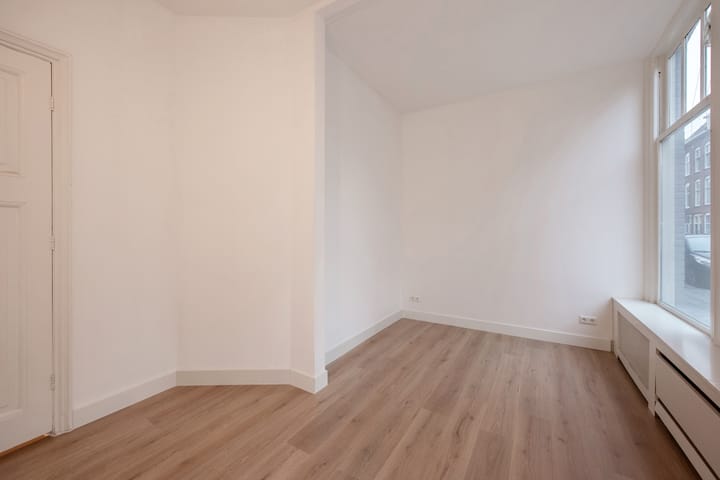 Foto 16 van Ampèrestraat 122