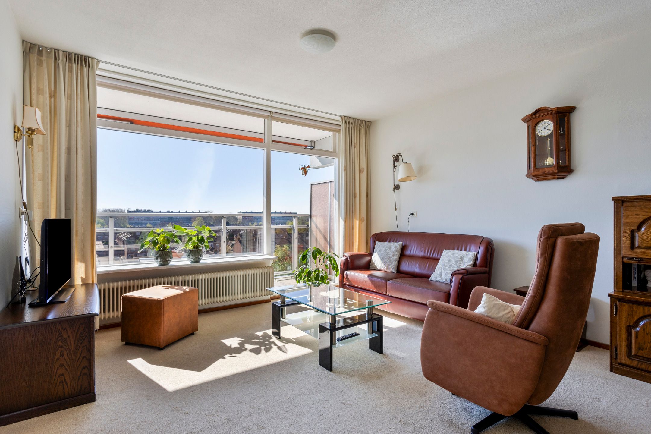 Foto 3 van Peter van Anrooylaan 314