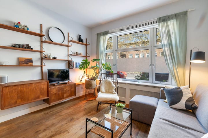 Photo 2 of Zuiderparklaan 35