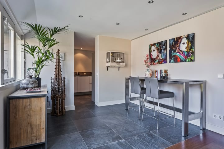 Foto 16 van Baronielaan 79