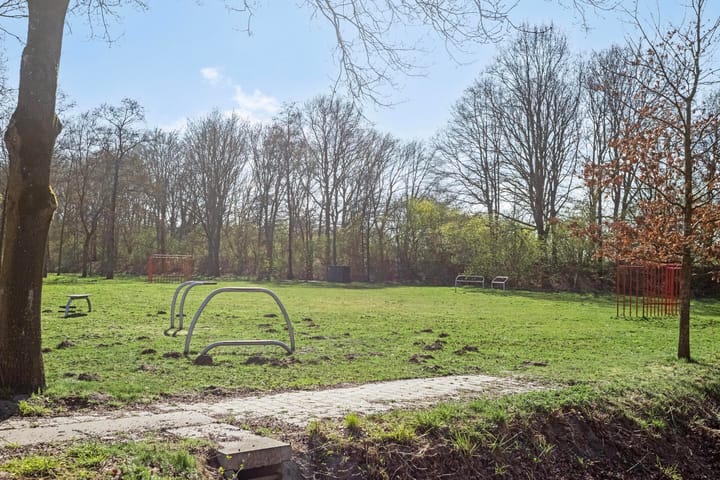 Foto 44 van Baronielaan 79