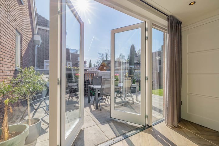 Foto 7 van Hobahostraat 6