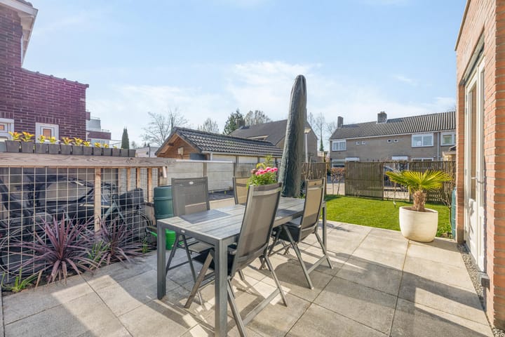 Foto 36 van Hobahostraat 6