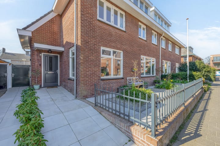 Foto 39 van Hobahostraat 6