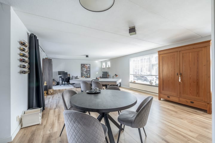 Foto 10 van Ribesstraat 41