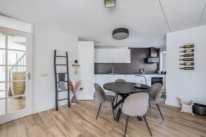 Foto 11 van Ribesstraat 41