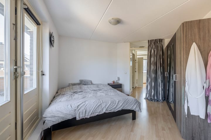 Foto 18 van Ribesstraat 41