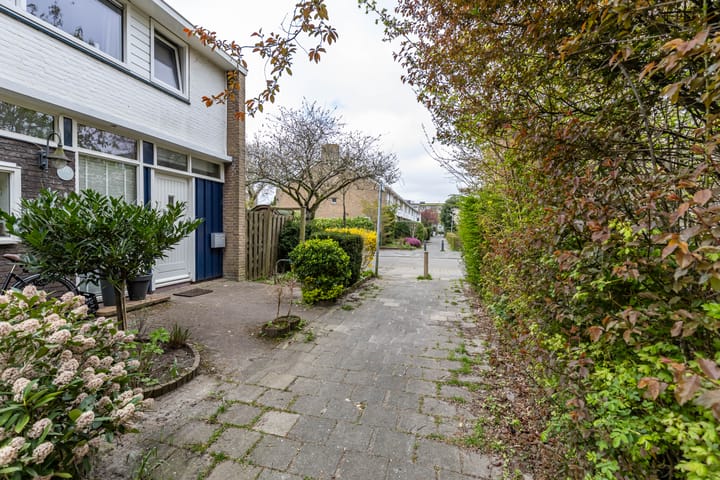 Foto 6 van Madame Curiestraat 76