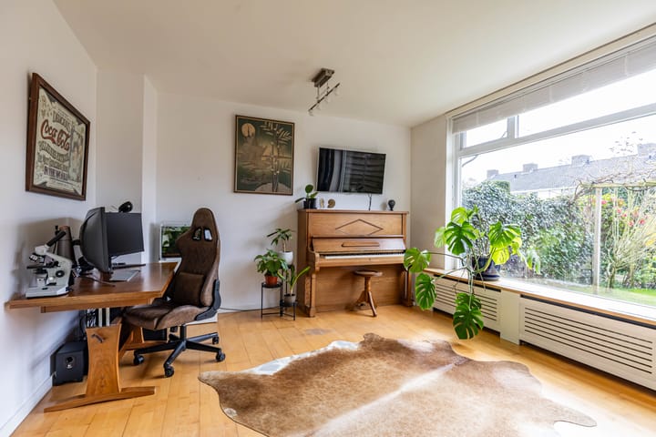 Foto 25 van Madame Curiestraat 76