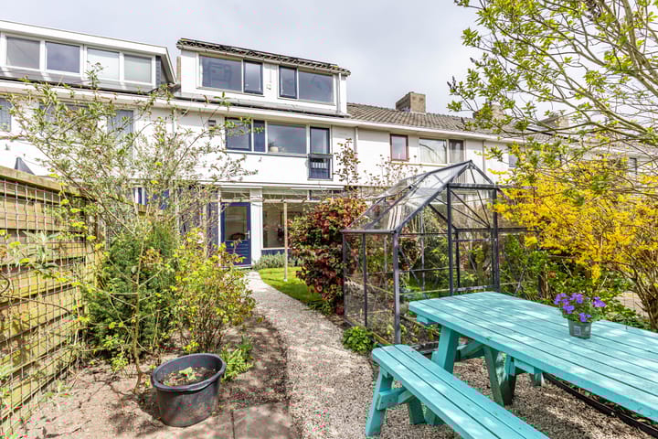 Foto 50 van Madame Curiestraat 76