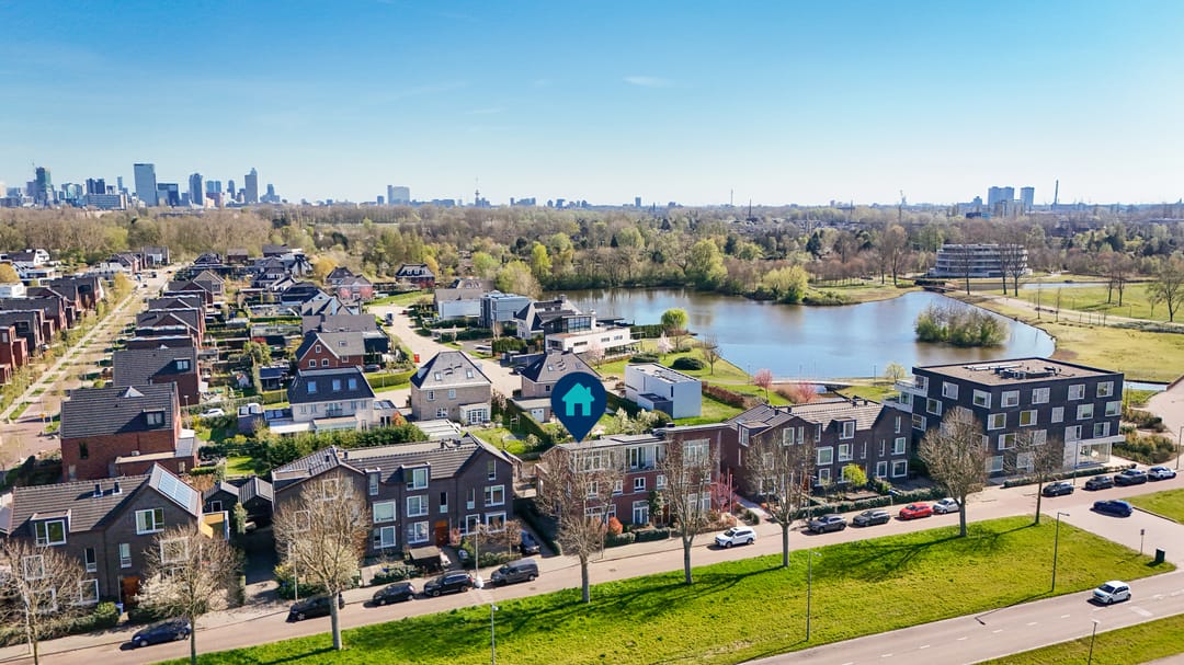 Foto 1 van Van der Duijn van Maasdamweg 562