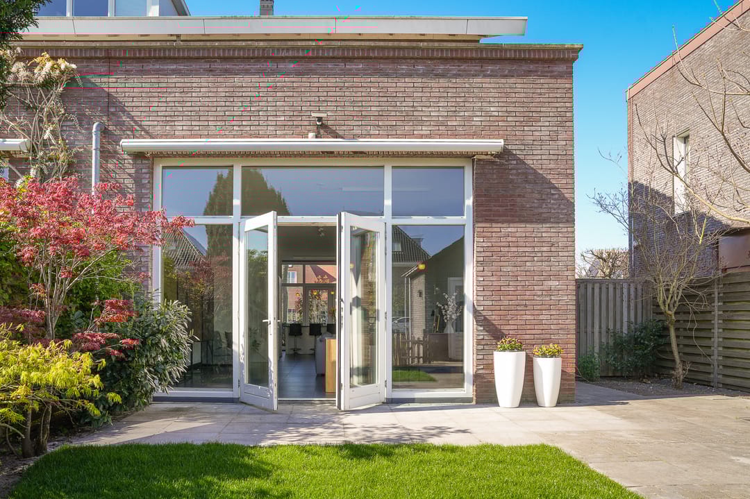 Foto 11 van Van der Duijn van Maasdamweg 562