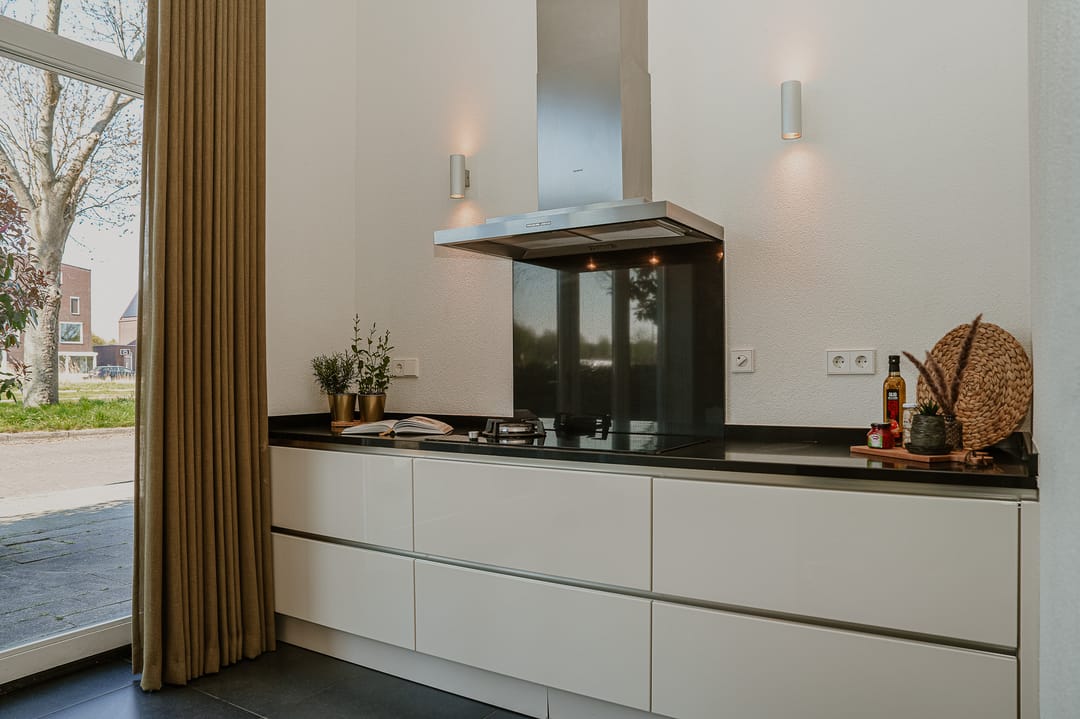 Foto 22 van Van der Duijn van Maasdamweg 562