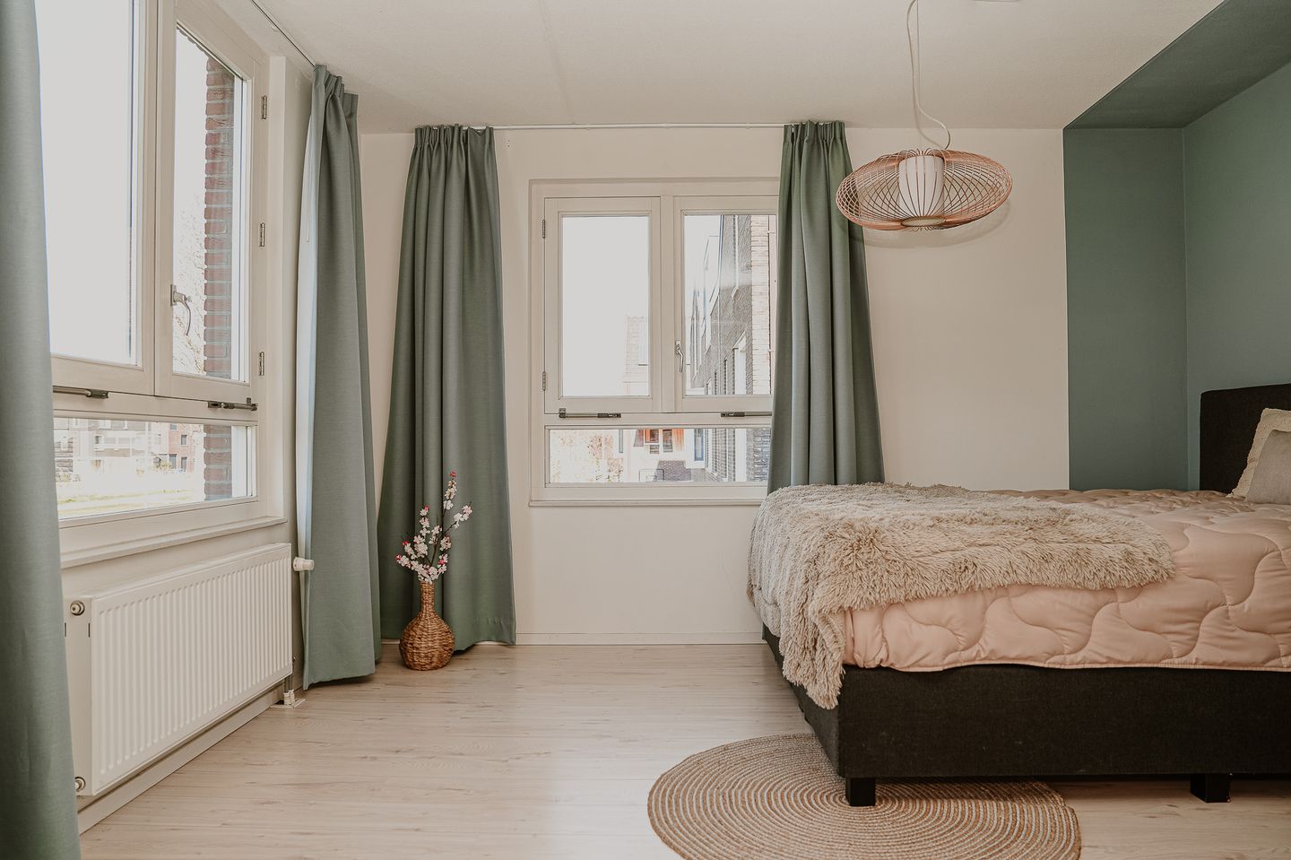 Foto 25 van Van der Duijn van Maasdamweg 562