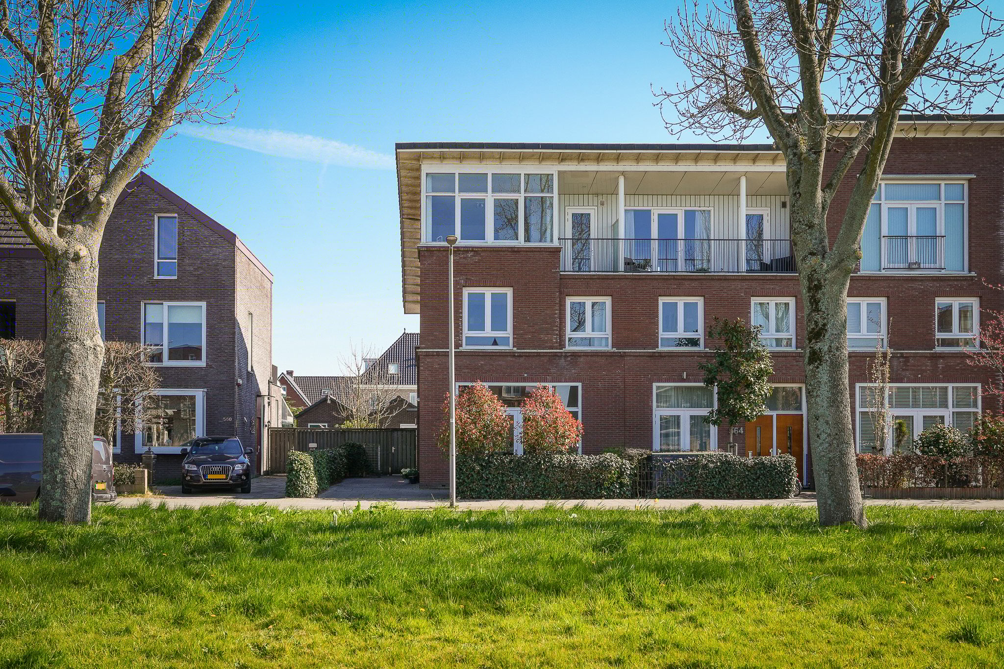 Foto 39 van Van der Duijn van Maasdamweg 562