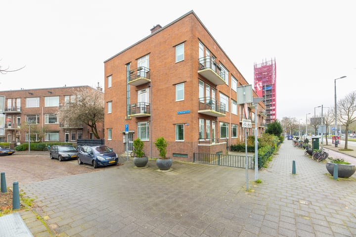 Foto 4 van Van Beuningenstraat 1-01