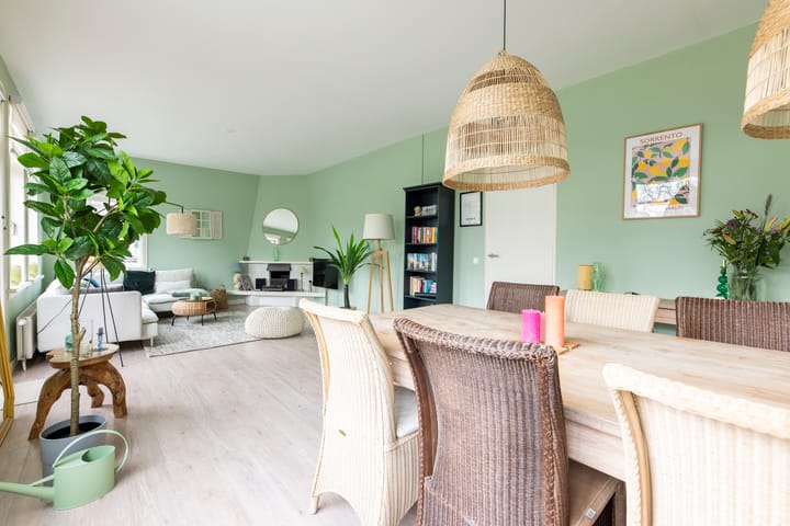 Photo 12 of Van Beuningenstraat 1-01