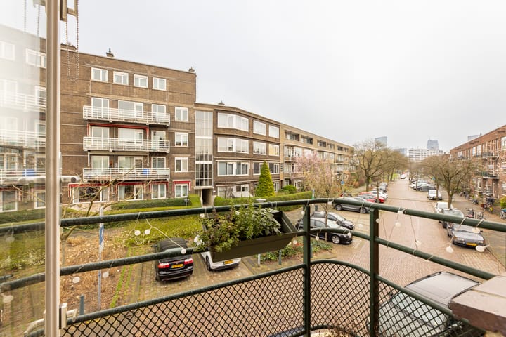 Photo 16 of Van Beuningenstraat 1-01