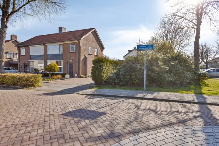 Foto 35 van Juliana van Stolbergstraat 15