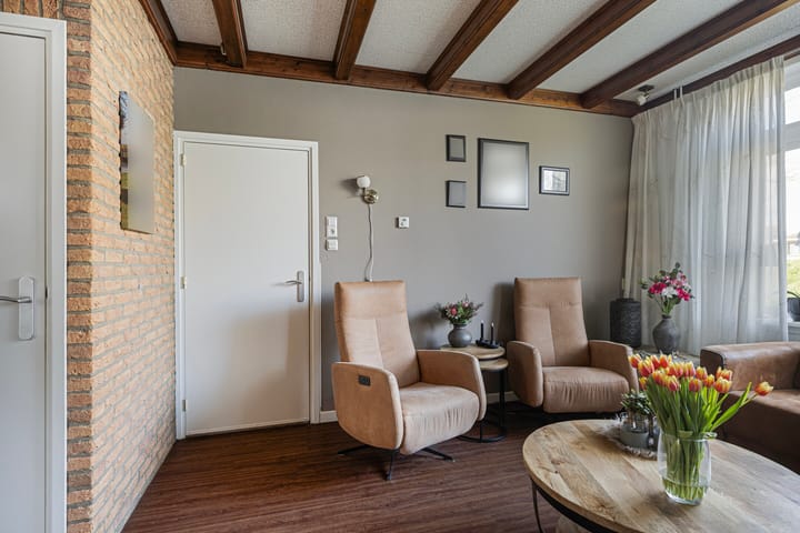 Foto 8 van Parallelweg 2