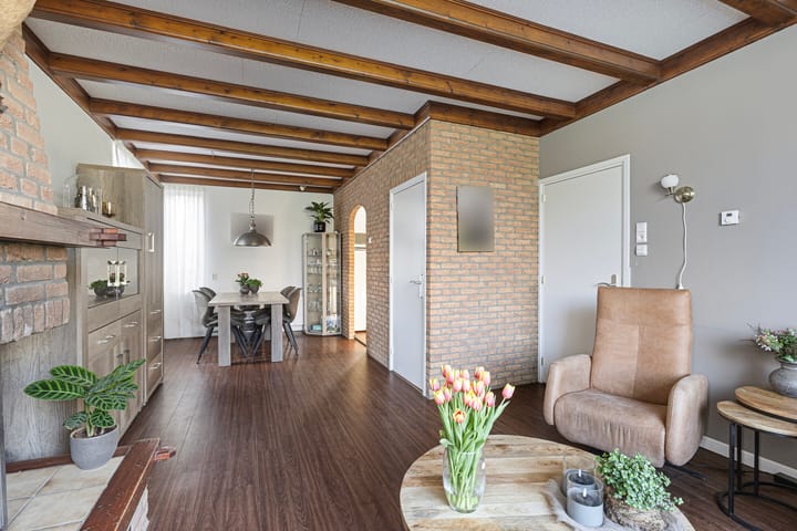 Foto 10 van Parallelweg 2